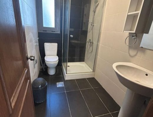 Apartment in Ashrafye near rubik building
