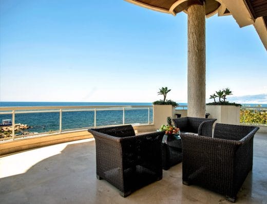 Lahoya Suites