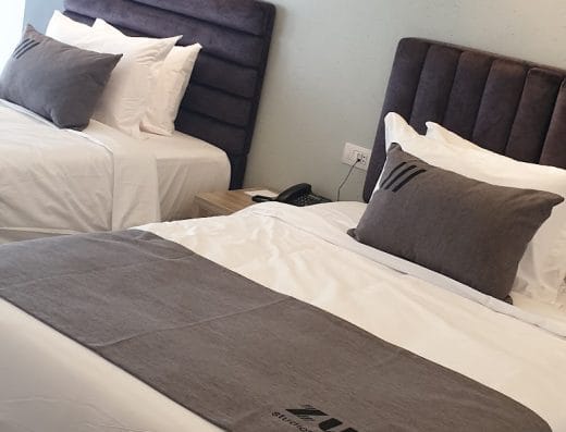ZUR studios & suites