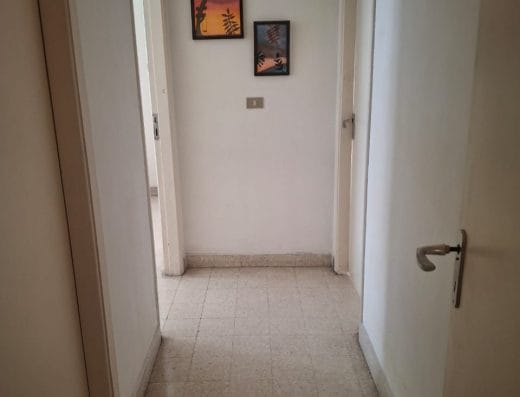 Beautiful Room in a shared apartment in Jdeideh for Ladies
