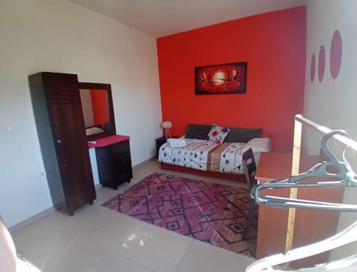 Foyer for Rent Girls Only | Private Bathroom | Excellent Location