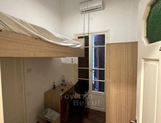 Girls-Only Room for Rent on Spears Street